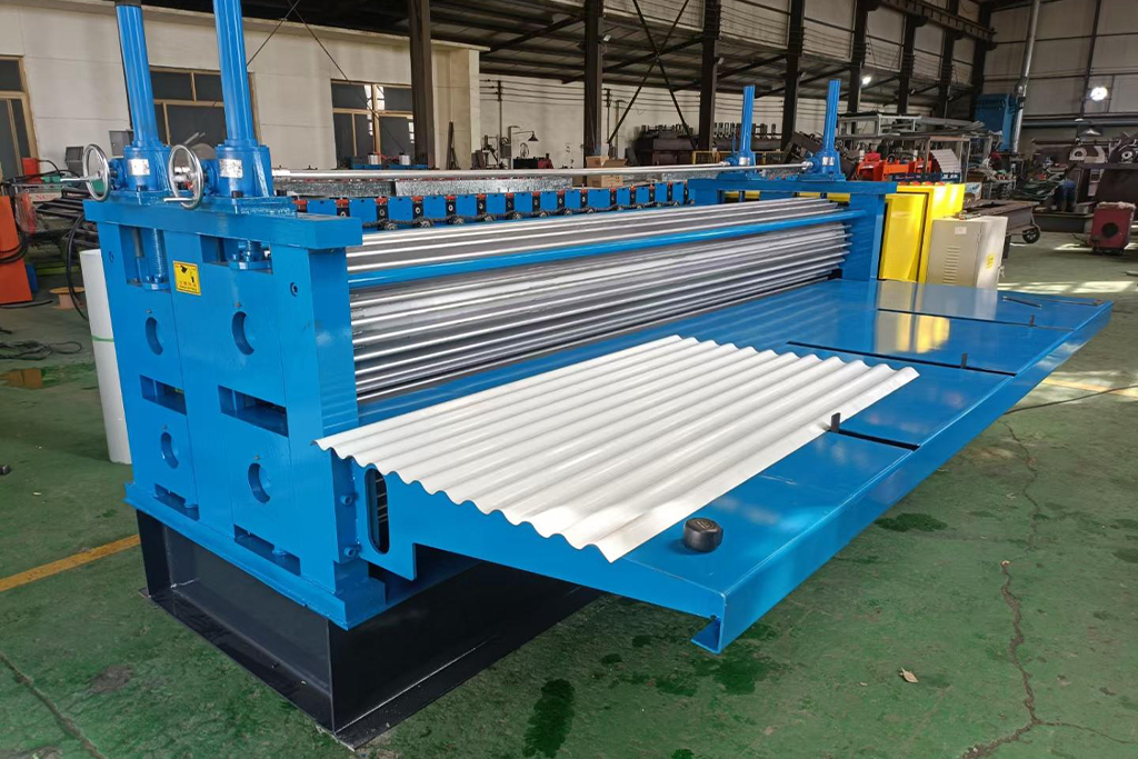 Horizontal wave roofing sheet machine
