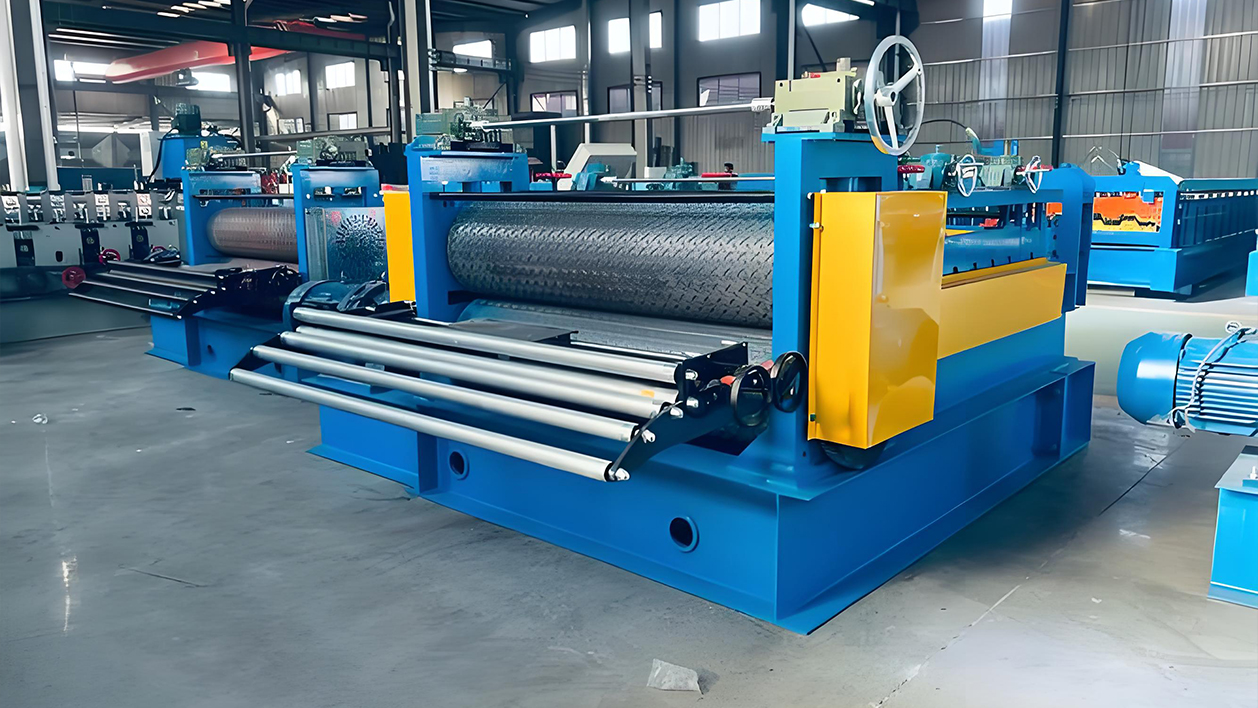 Metal embossing machine